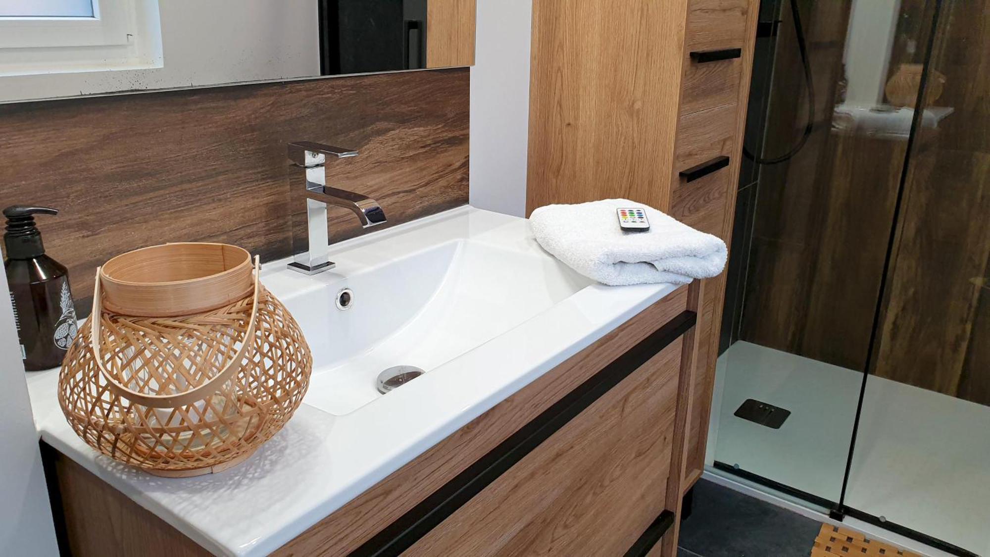 Gary Suite - Studio Cosy, Spa Et Jardin Privatif A 4 Min De Cambrai Awoingt Eksteriør bilde